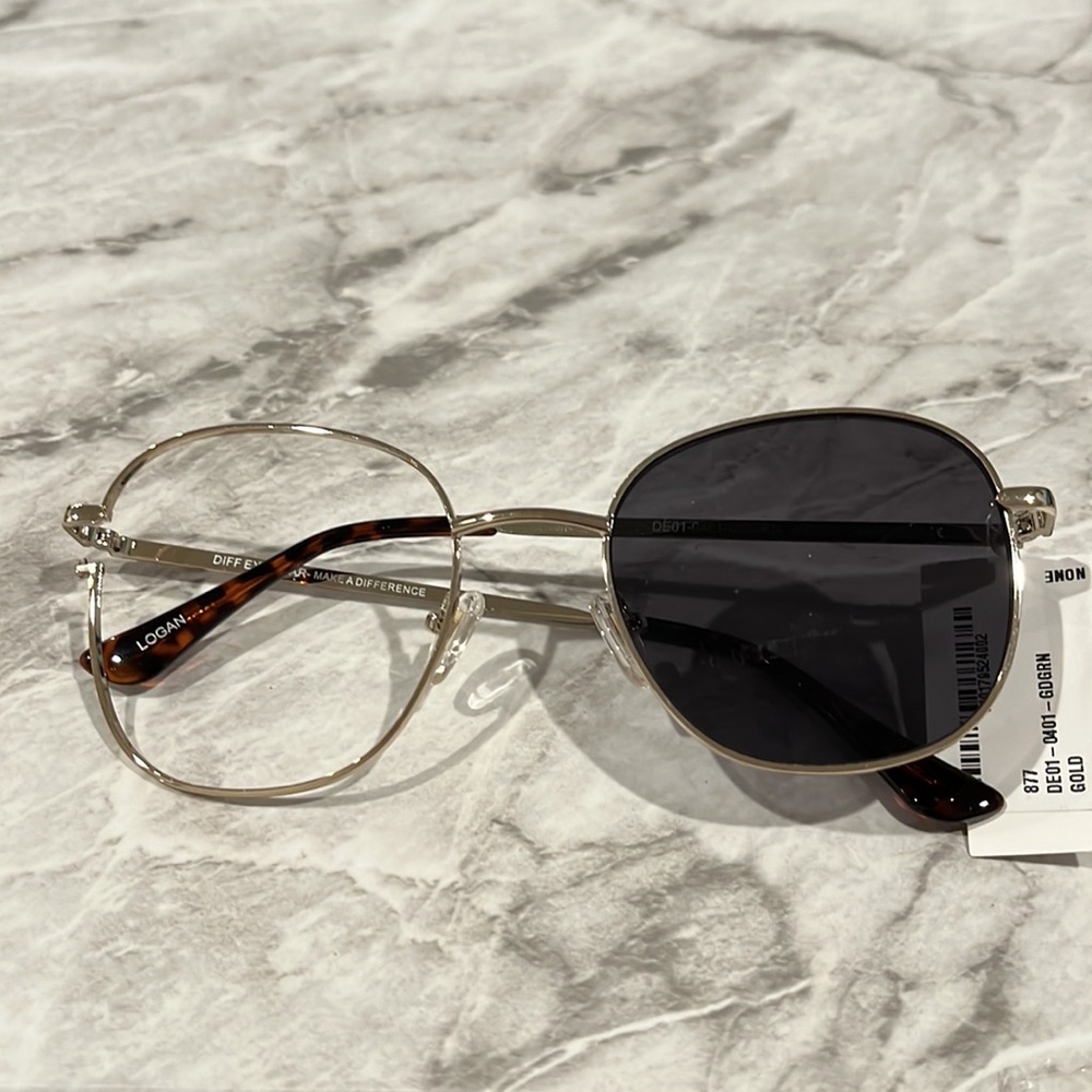 Diff Eyewear Gold Tone Frame Logan Sunglasses - image 4